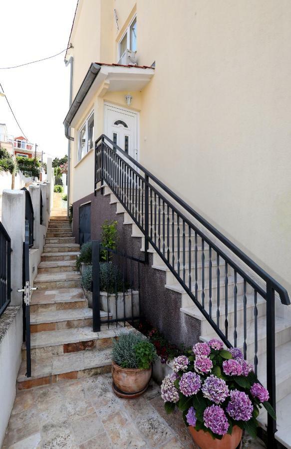 Apartments Sakal Trogir Exterior foto