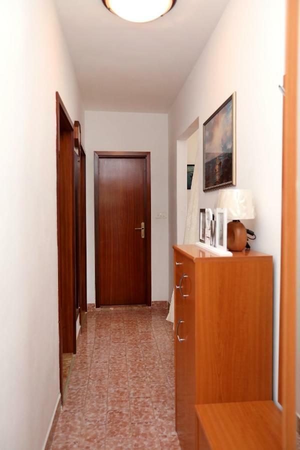 Apartments Sakal Trogir Exterior foto