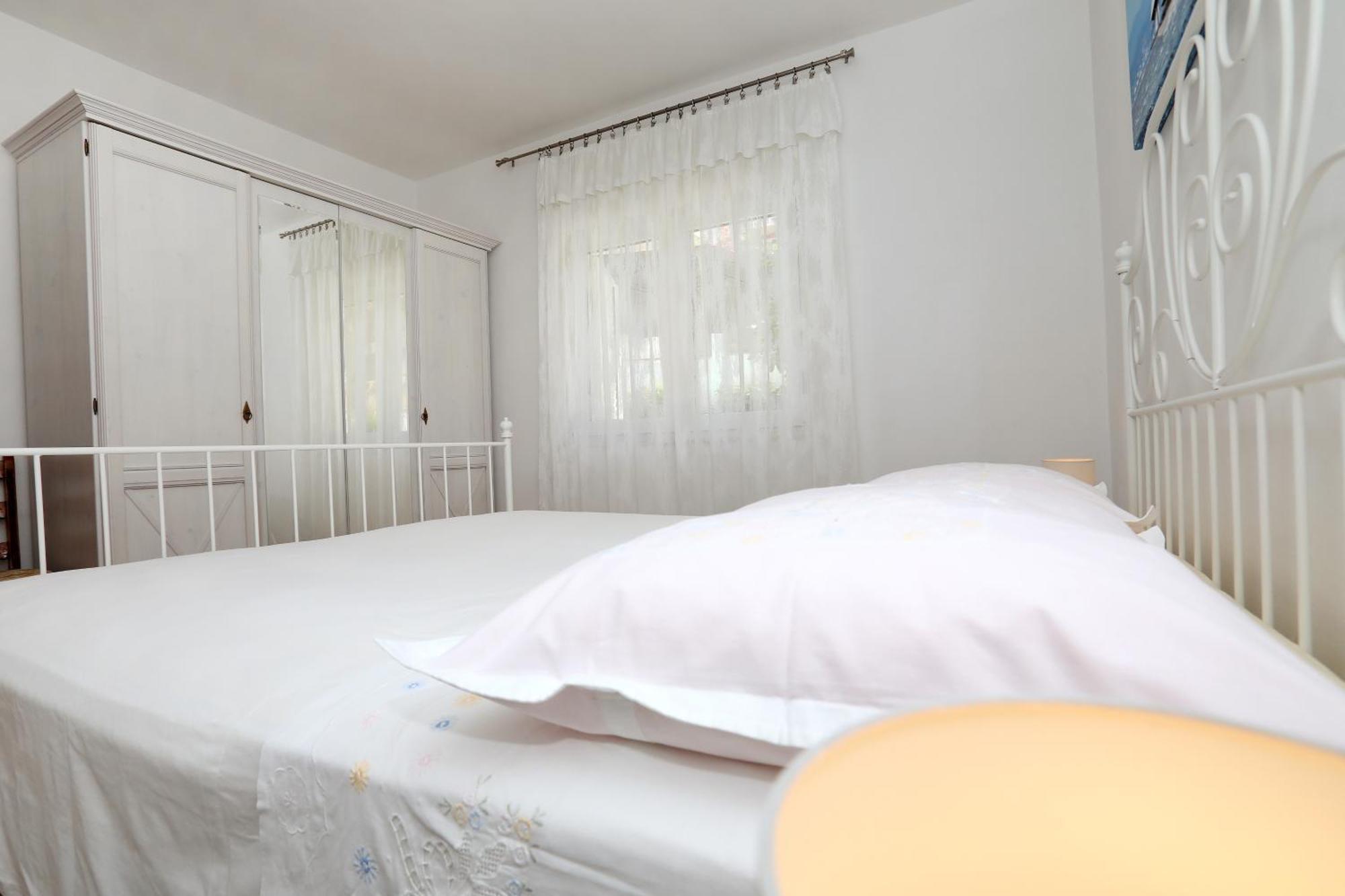 Apartments Sakal Trogir Exterior foto